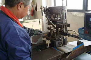 焊接中的局部变形的原因及预防措施